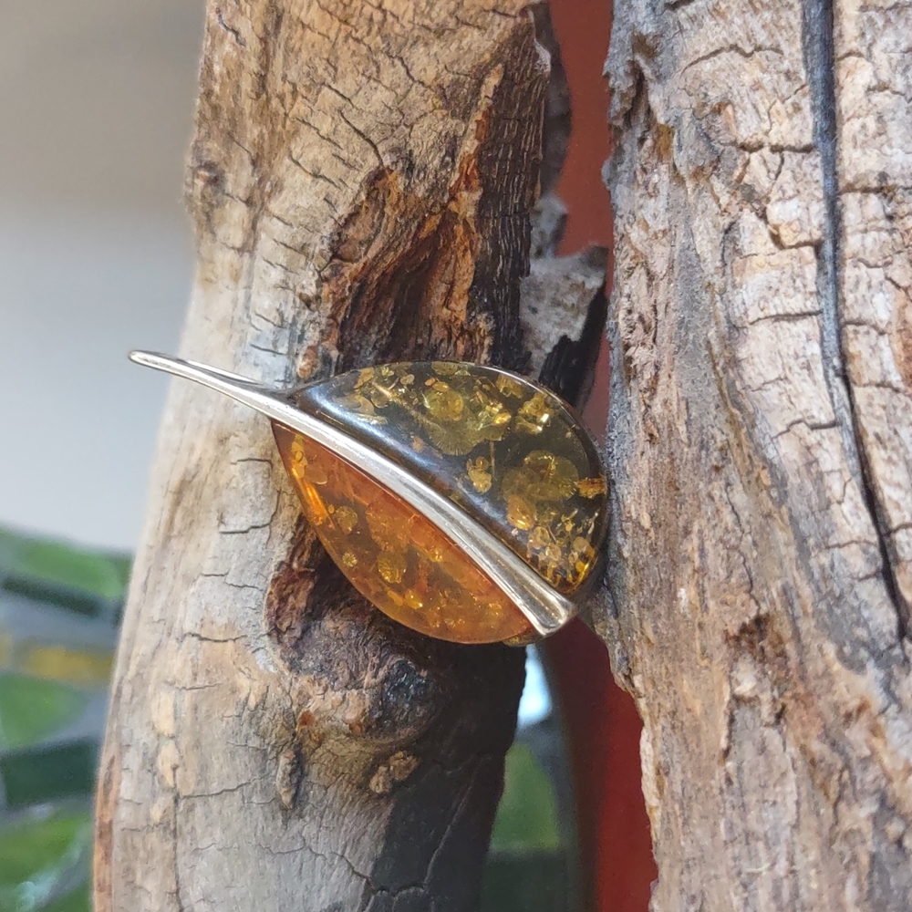 Yellow and green amber pendant